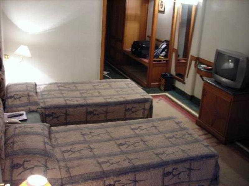 Hotel Maurya Bengaluru Kültér fotó