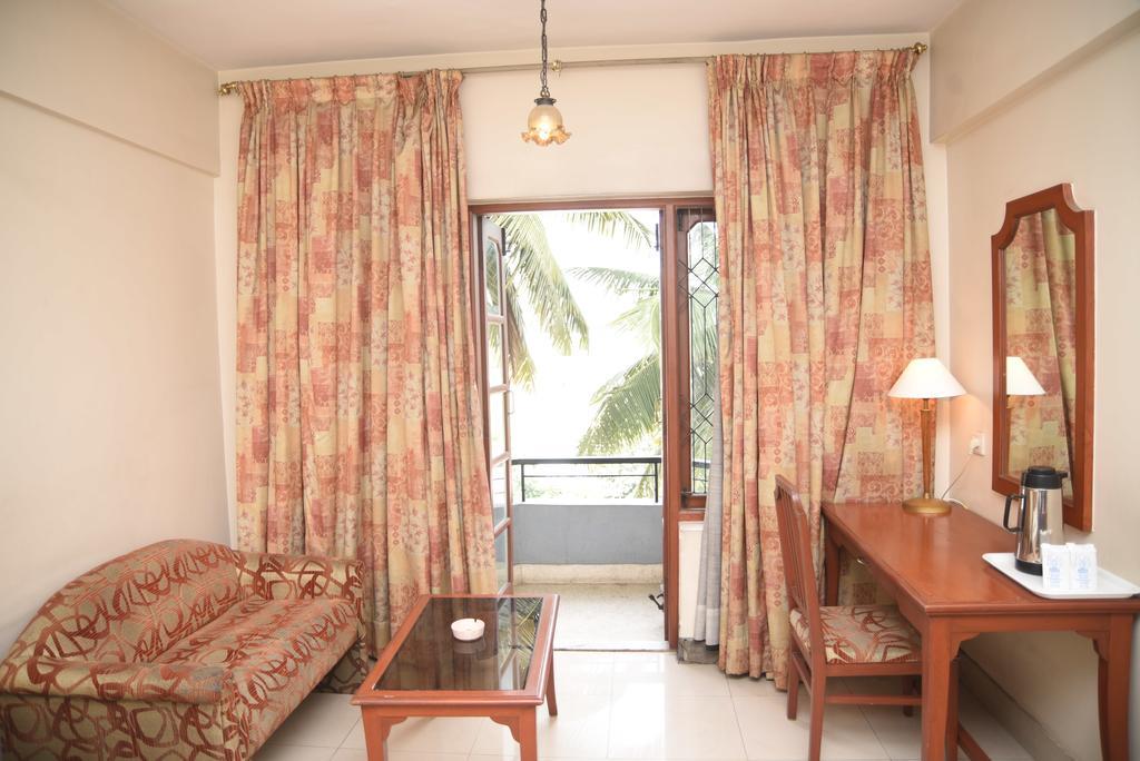 Hotel Maurya Bengaluru Kültér fotó