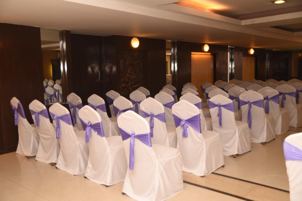 Hotel Maurya Bengaluru Kültér fotó