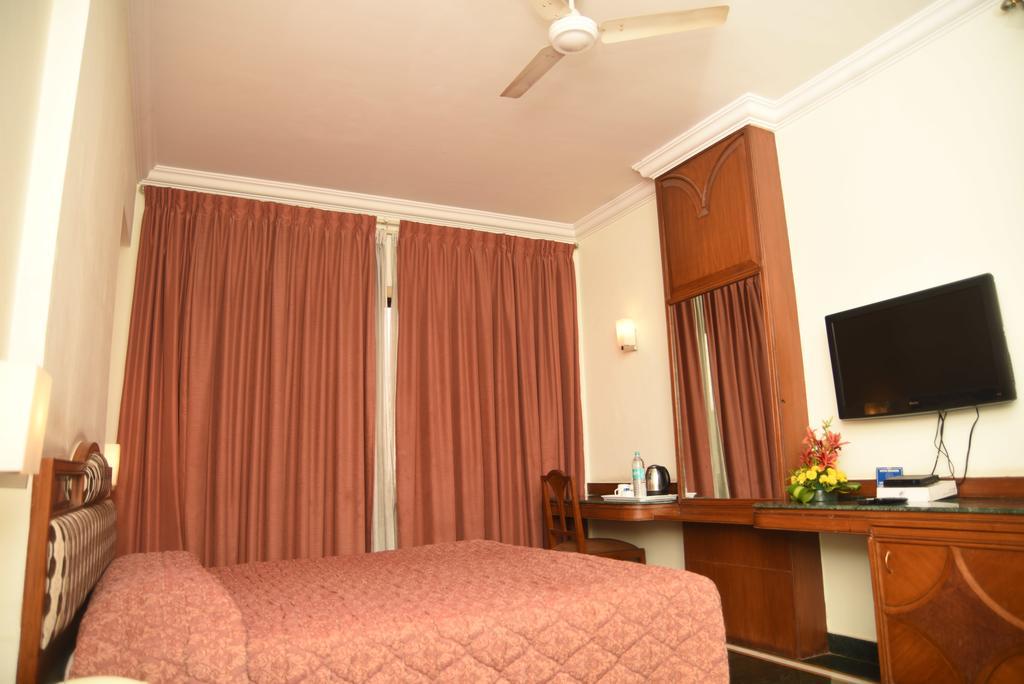 Hotel Maurya Bengaluru Szoba fotó