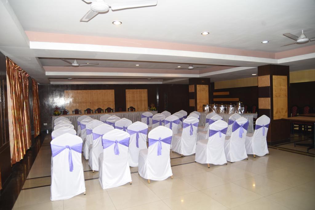 Hotel Maurya Bengaluru Kültér fotó