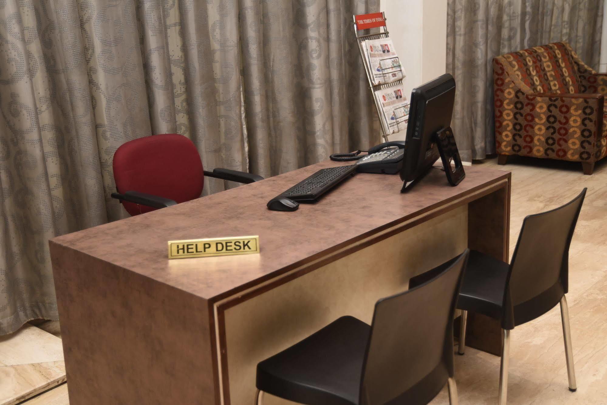 Hotel Maurya Bengaluru Kültér fotó